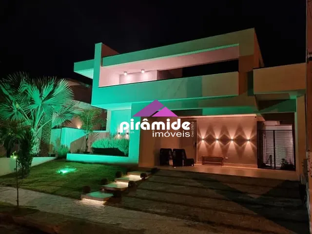Casa com 300m² 3 quartos e 5 banheiros, à venda, no bairro Condomínio Terras do Vale em Caçapava