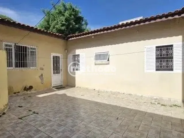 Casa com 250m² 3 quartos e 2 banheiros, à venda, no bairro Bosque em Vinhedo