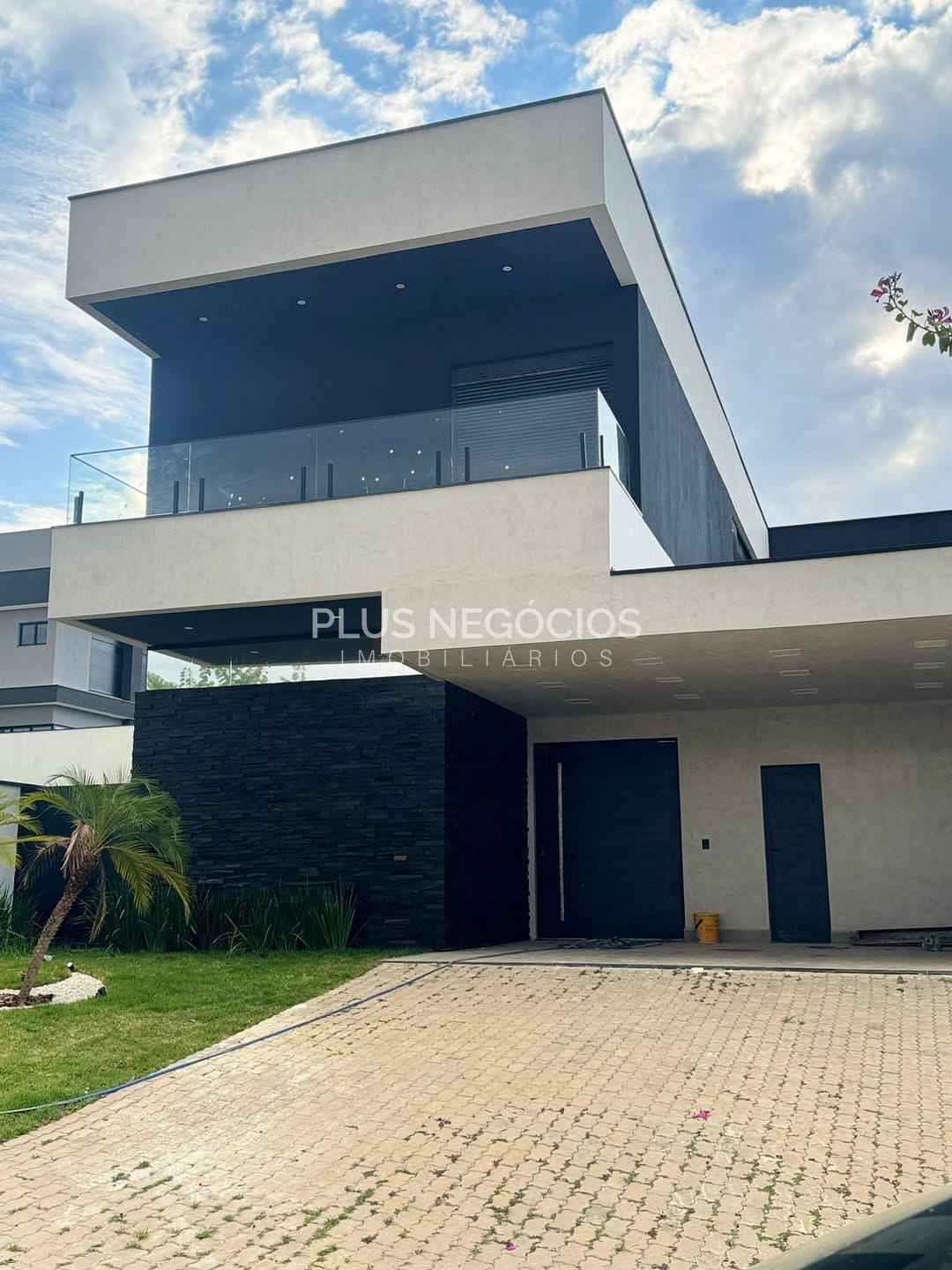 Casa, 3 quartos, 370 m² - Foto 1