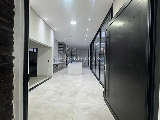 Casa com 404m² 3 quartos e 5 banheiros, à venda ou para alugar, no bairro Vila Martins em Itu