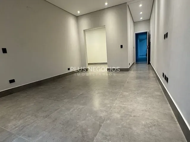 Casa com 404m² 3 quartos e 5 banheiros, à venda ou para alugar, no bairro Vila Martins em Itu