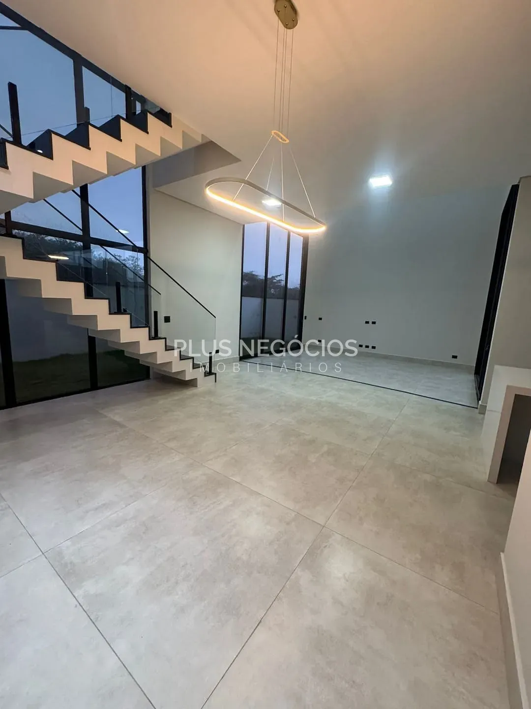 Casa, 3 quartos, 370 m² - Foto 2