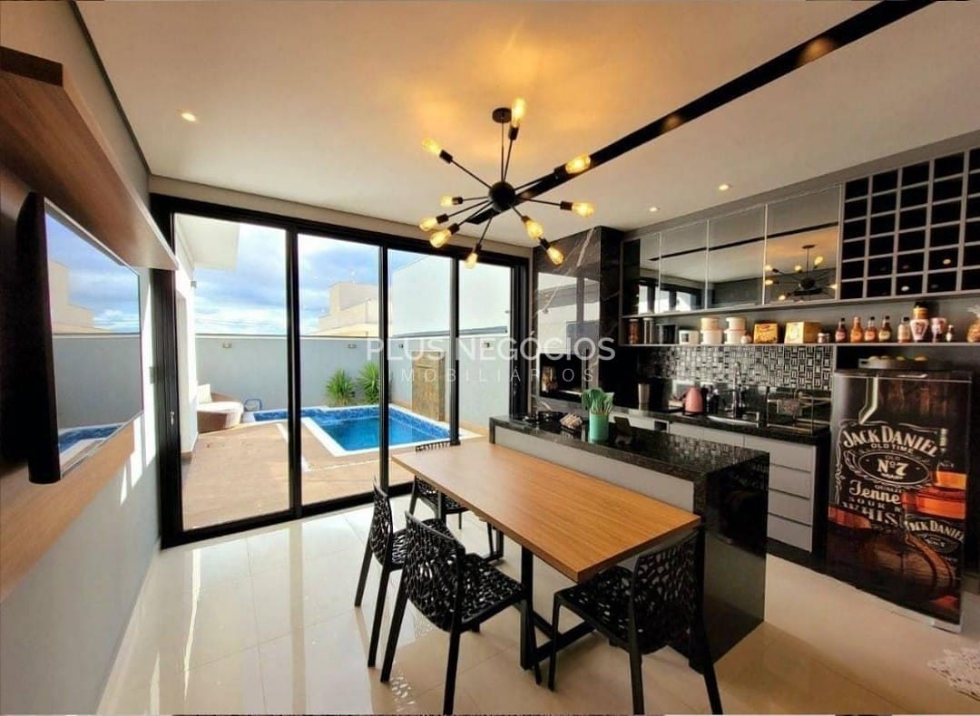 Casa, 3 quartos, 193 m² - Foto 1