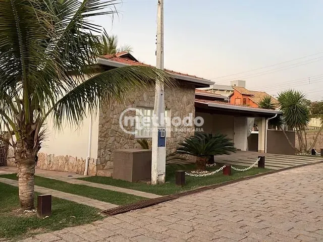 Casa com 1000m² 3 quartos e 2 banheiros, à venda, no bairro Lopes em Valinhos