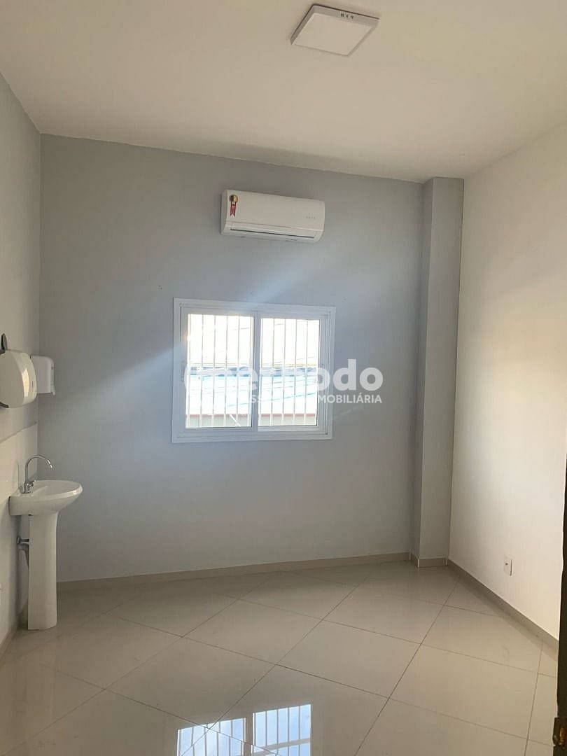 Casa, 1 quarto, 208 m² - Foto 14