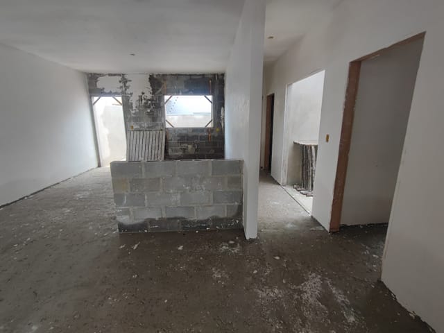 Casa com 175m² 3 quartos e 2 banheiros, à venda, no bairro Res. Santa Clara em Pindamonhangaba