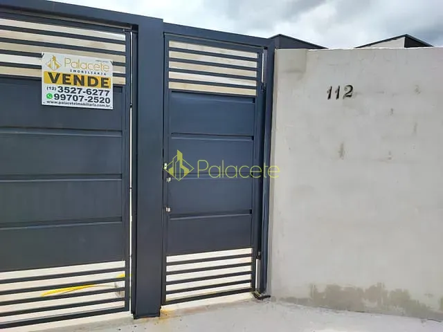 Casa com 175m² 3 quartos e 2 banheiros, à venda, no bairro Res. Santa Clara em Pindamonhangaba