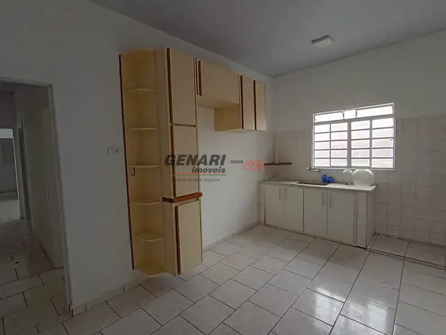 Casa 2 quartos e 1 banheiro, para alugar, no bairro Centro em Indaiatuba