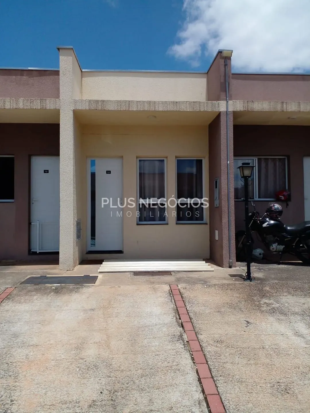 Casa, 1 quarto, 52 m² - Foto 1