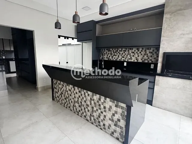 Casa com 300m² 3 quartos e 5 banheiros, à venda, no bairro João Aranha em Paulínia