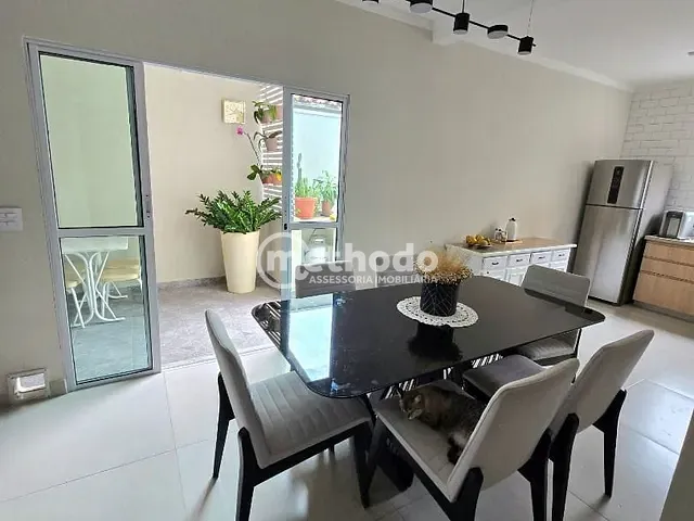 Casa com 250m² 3 quartos e 3 banheiros, à venda, no bairro Jardim Garcia em Campinas