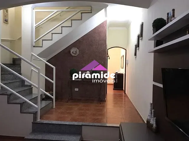 Casa com 141m² 3 quartos e 3 banheiros, à venda, no bairro Jardim Sul em São José dos Campos