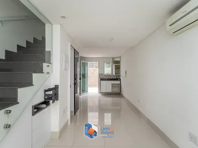Casa com 80m² 2 quartos e 2 banheiros, à venda, no bairro Vila Mangalot em São Paulo