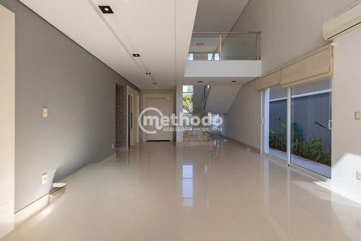 Casa, 3 quartos, 270 m² - Foto 2