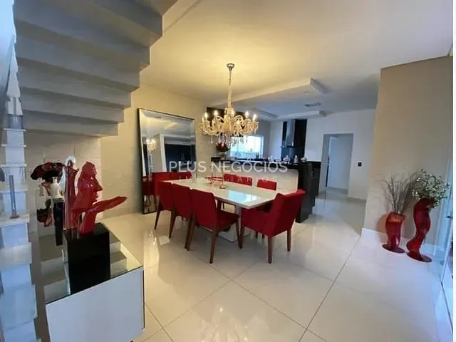 Casa com 300m² 3 quartos e 4 banheiros, para alugar, no bairro Parque Reserva Fazenda Imperial em Sorocaba