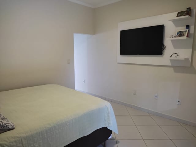 Casa com 1271m² 3 quartos e 4 banheiros, à venda, no bairro Socorro em Pindamonhangaba