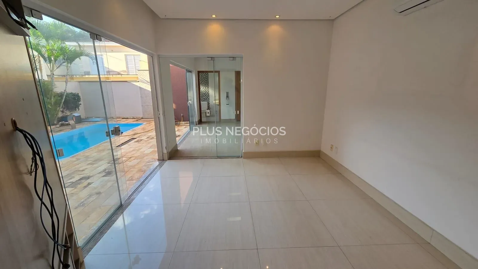 Casa, 3 quartos, 222 m² - Foto 10