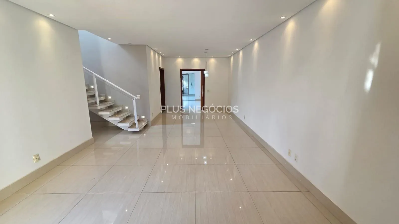 Casa, 3 quartos, 222 m² - Foto 5