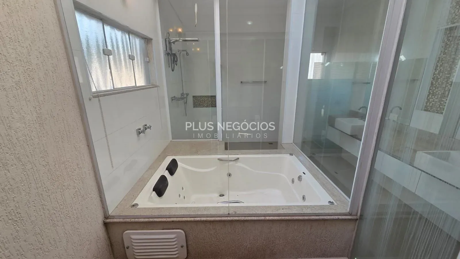 Casa, 3 quartos, 222 m² - Foto 38