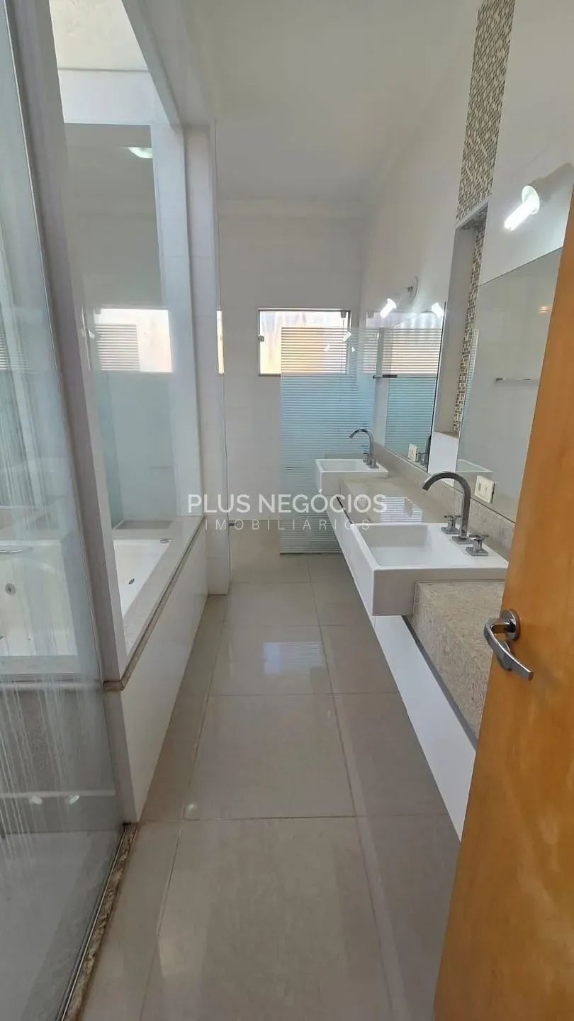 Casa, 3 quartos, 222 m² - Foto 40