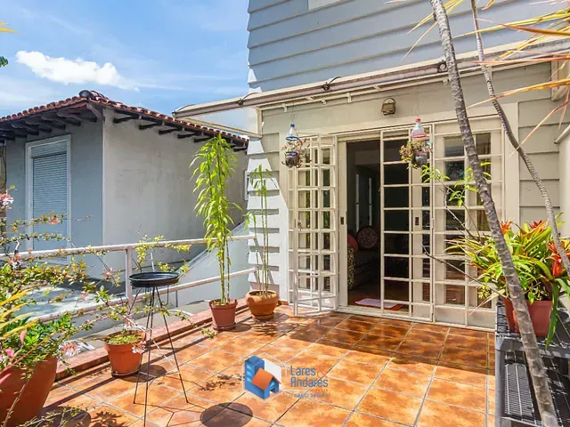 Casa com 125m² 3 quartos e 3 banheiros, à venda, no bairro Jardim das Vertentes em São Paulo