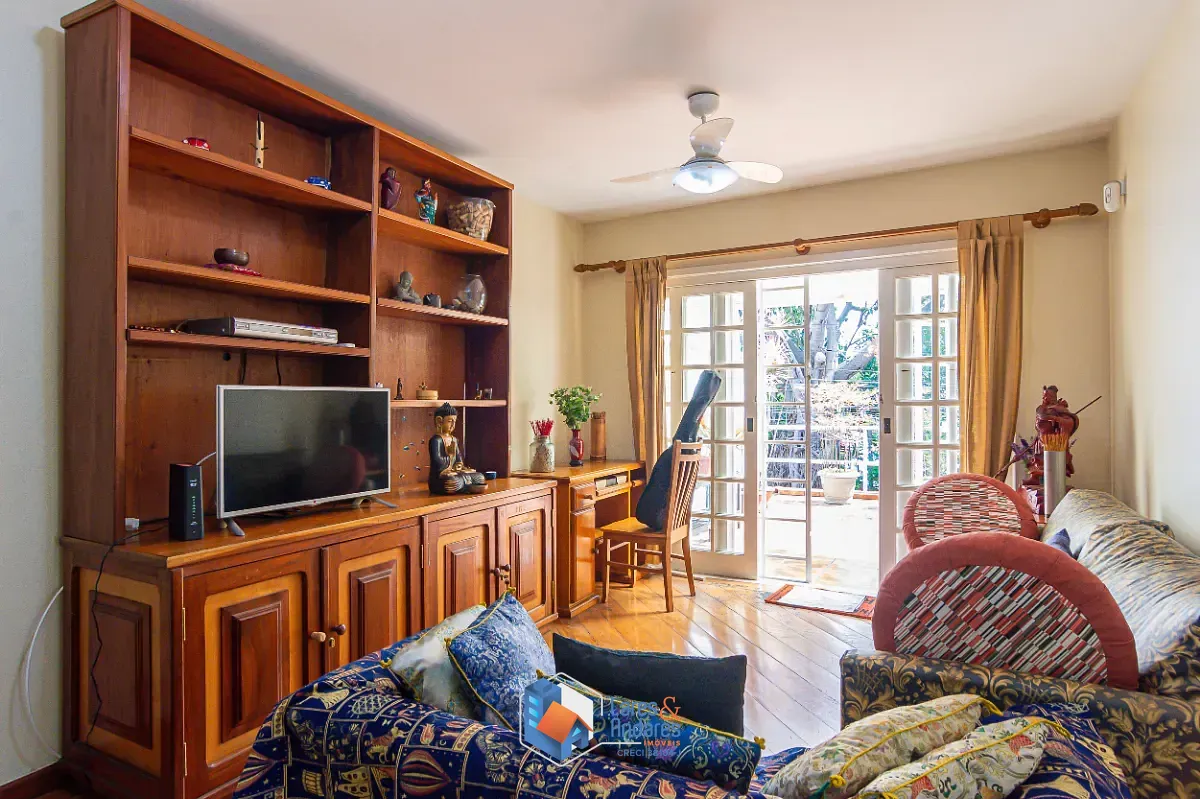 Casa, 3 quartos, 164 m² - Foto 1