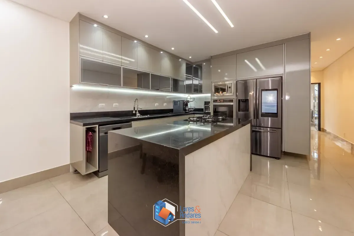 Casa, 4 quartos, 300 m² - Foto 33