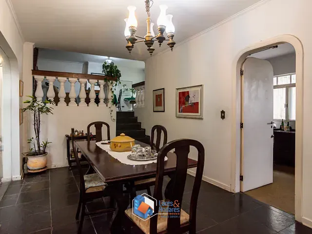 Casa com 330m² 5 quartos e 5 banheiros, à venda, no bairro Jardim Leonor em São Paulo