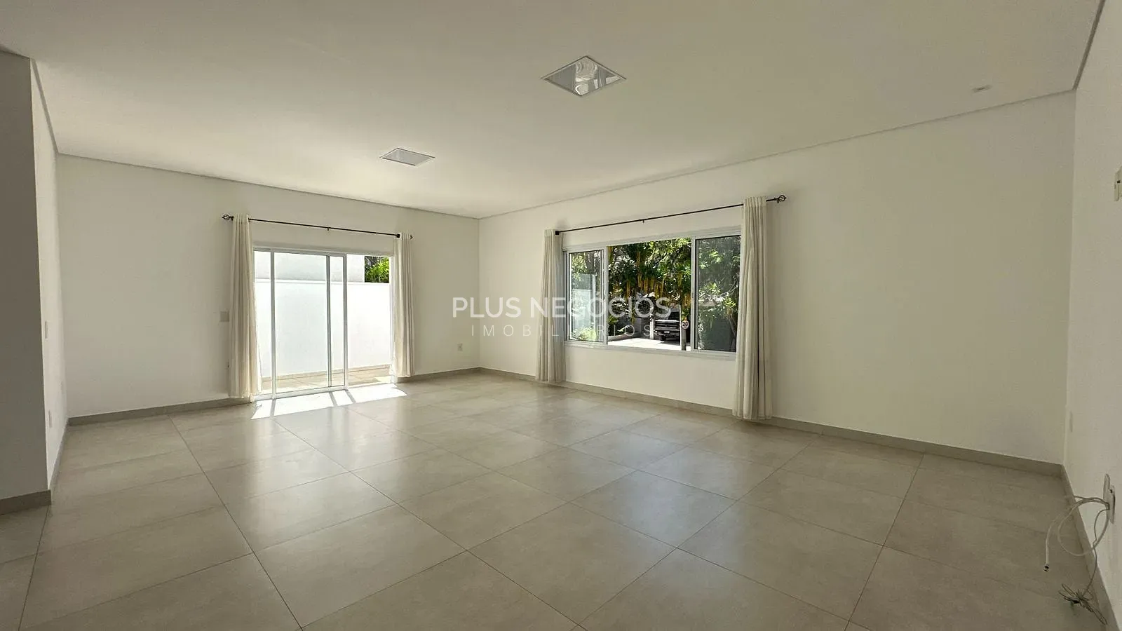 Casa, 4 quartos, 352 m² - Foto 17