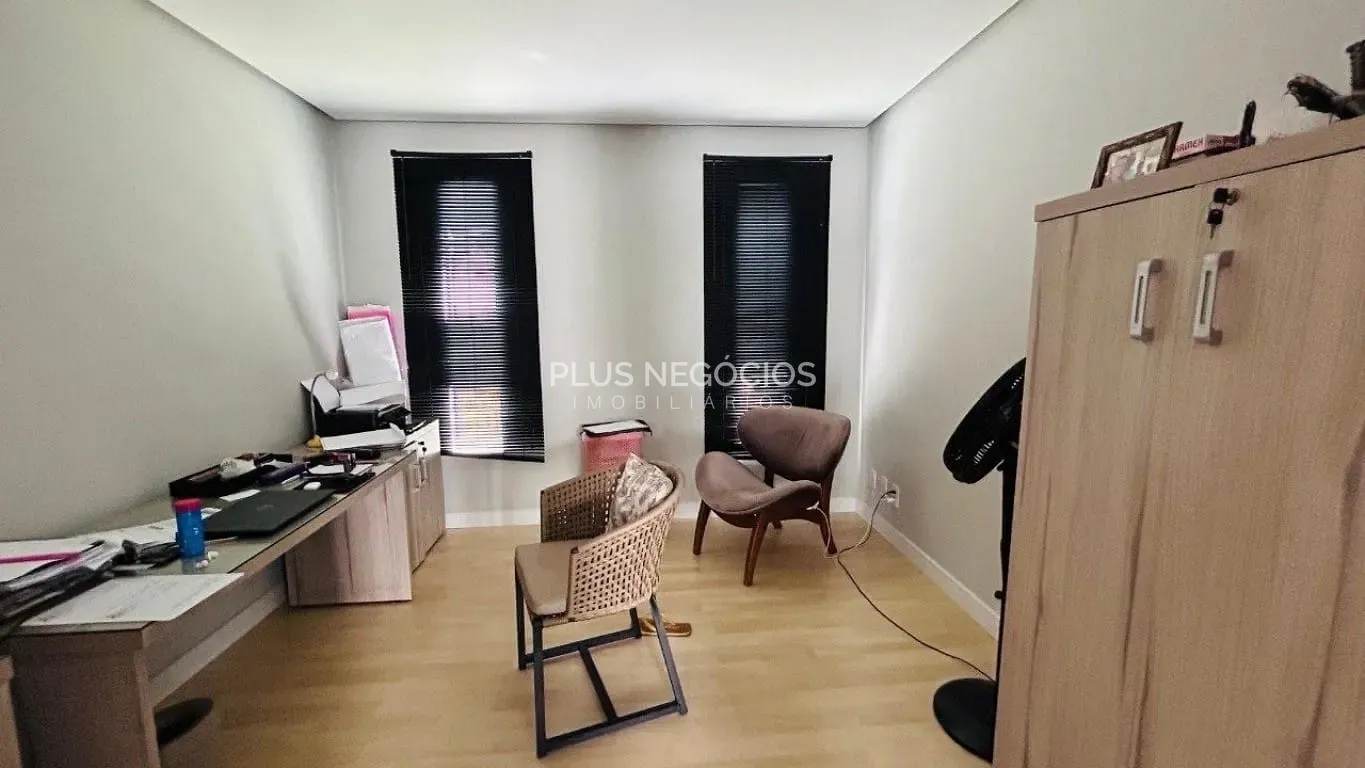 Casa, 4 quartos, 351 m² - Foto 9