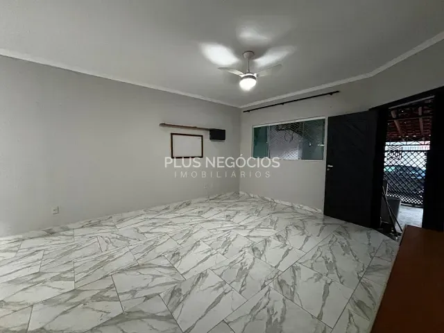 Casa com 175m² 3 quartos e 3 banheiros, à venda ou para alugar, no bairro Jardim Piazza Di Roma II em Sorocaba