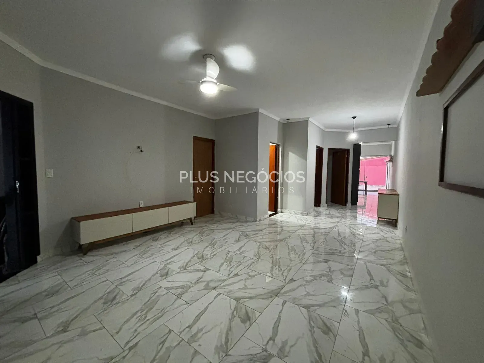 Casa, 3 quartos, 175 m² - Foto 1