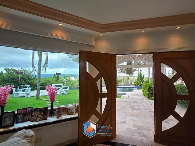 Casa com 1550m² 3 quartos e 3 banheiros, à venda, no bairro Portal Roselândia em Cotia
