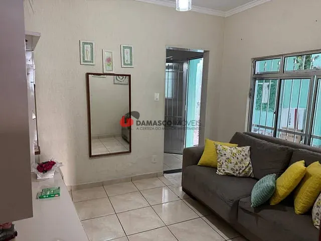 Casa 2 quartos e 1 banheiro, à venda, no bairro Santa Maria em São Caetano do Sul
