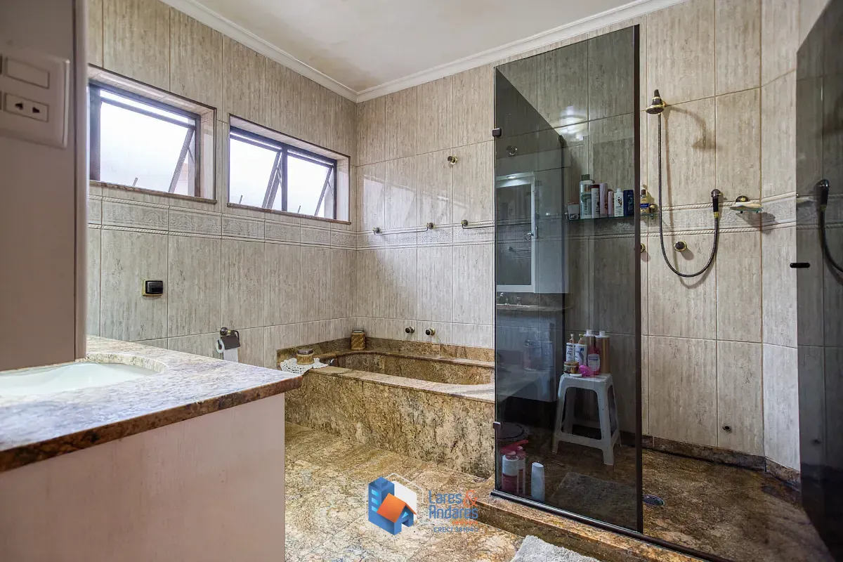 Casa, 4 quartos, 324 m² - Foto 47