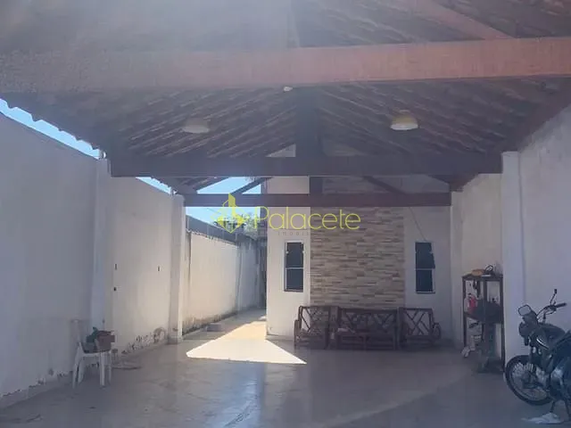 Casa 2 quartos e 2 banheiros, à venda, no bairro Vale das flores em Tremembé