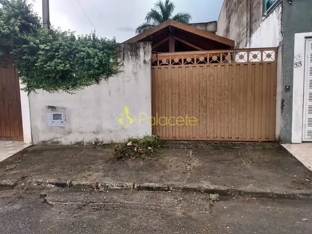 Casa 2 quartos e 2 banheiros, à venda, no bairro Vale das flores em Tremembé