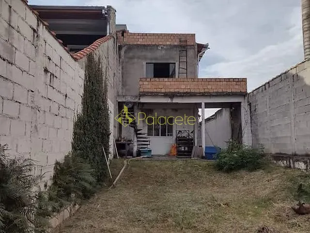 Casa 2 quartos e 2 banheiros, à venda, no bairro Vale das flores em Tremembé