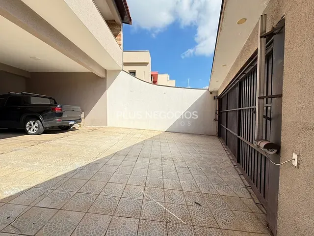 Casa 6 quartos e 4 banheiros, à venda, no bairro Jardim Pagliato em Sorocaba