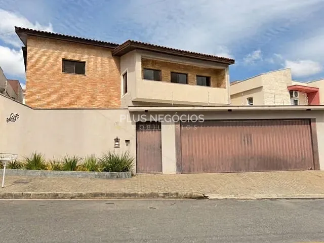 Casa 6 quartos e 4 banheiros, à venda, no bairro Jardim Pagliato em Sorocaba