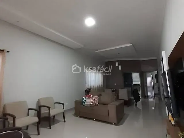 Casa com 250m² 3 quartos e 2 banheiros, à venda, no bairro Vila Piratininga em Campo Grande