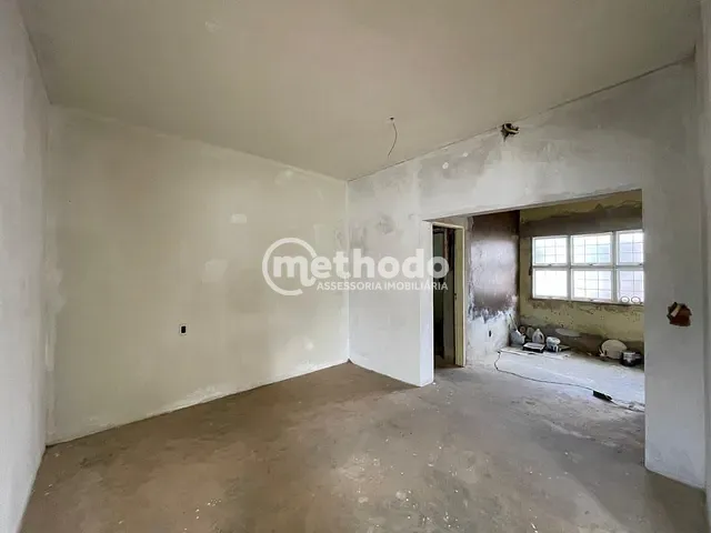 Casa com 350m² 3 quartos e 2 banheiros, à venda, no bairro Chácara da Barra em Campinas