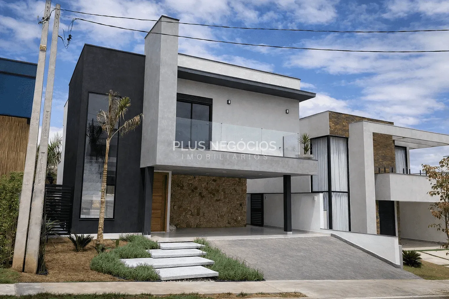 Casa, 4 quartos, 220 m² - Foto 1