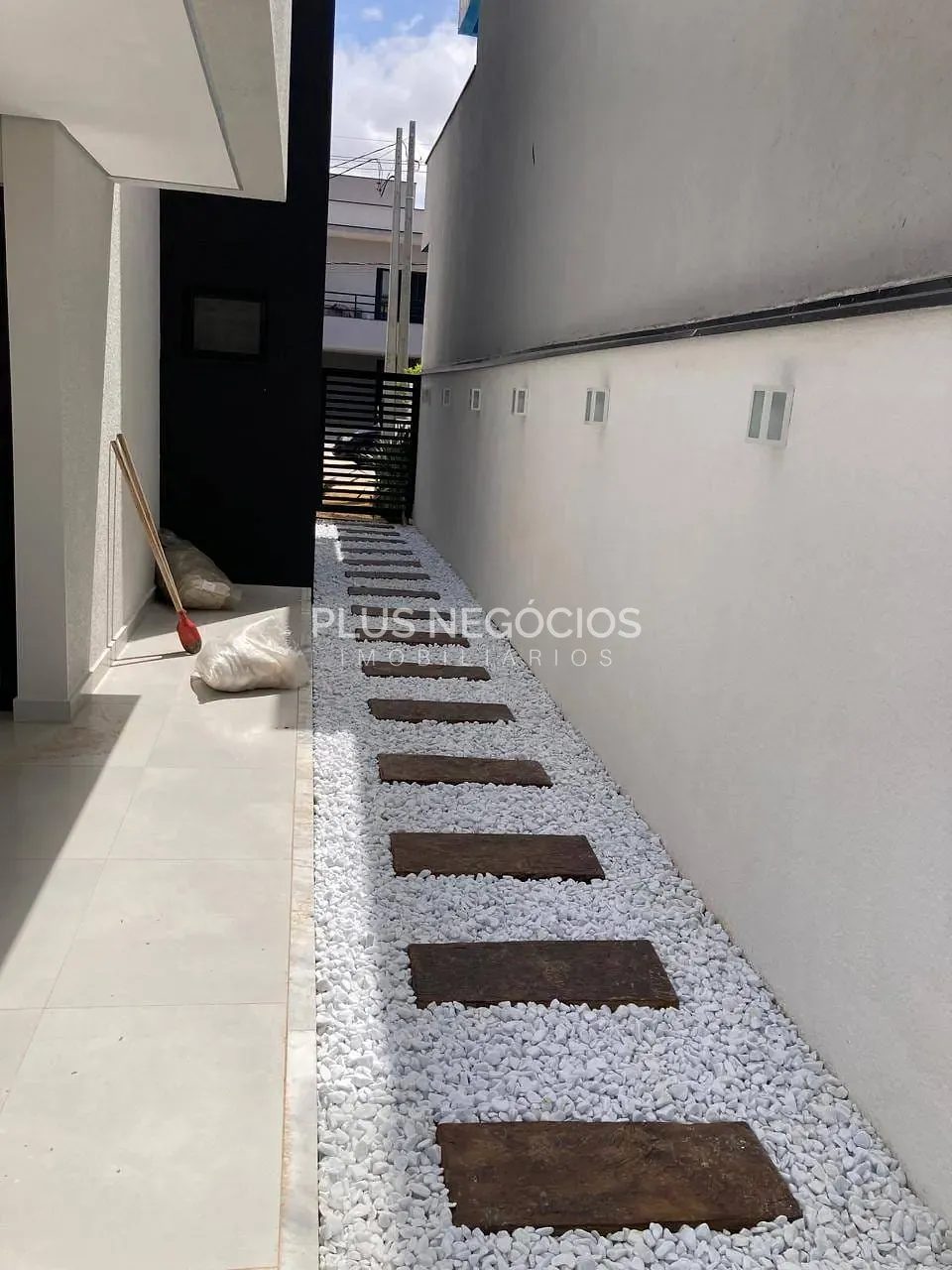 Casa, 4 quartos, 220 m² - Foto 11