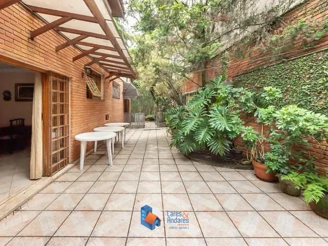 Casa com 254m² 4 quartos e 5 banheiros, à venda, no bairro Vila Madalena em São Paulo