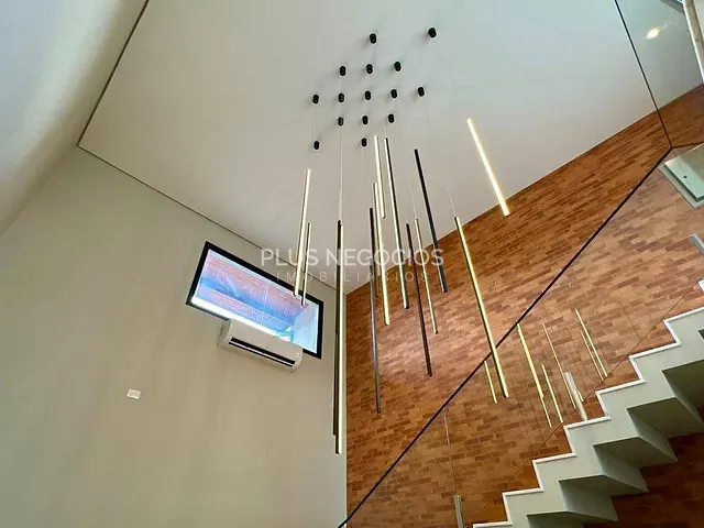 Casa com 1001m² 4 quartos e 6 banheiros, à venda, no bairro Parque Ecoresidencial Fazenda Jequitibá em Sorocaba