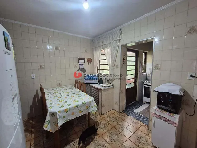 Casa 2 quartos e 1 banheiro, à venda, no bairro Parque Capuava em Santo André