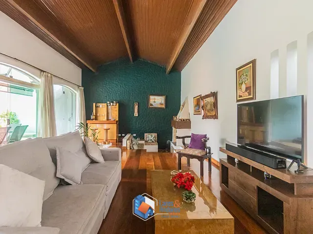 Casa com 500m² 4 quartos e 4 banheiros, à venda, no bairro Jardim Prudência em São Paulo