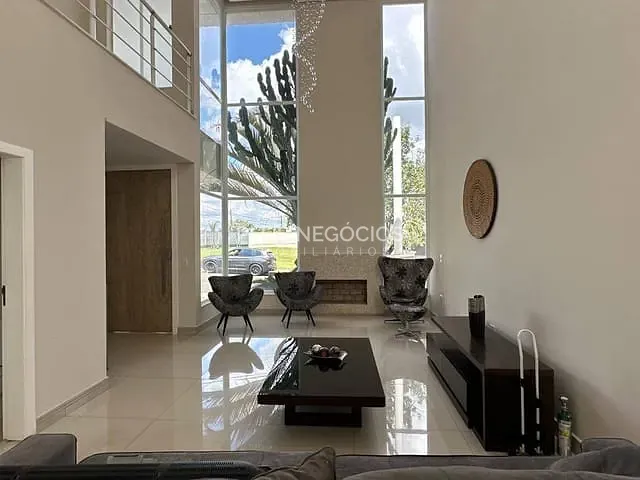 Casa 4 quartos e 5 banheiros, para alugar, no bairro Parque Campolim em Sorocaba