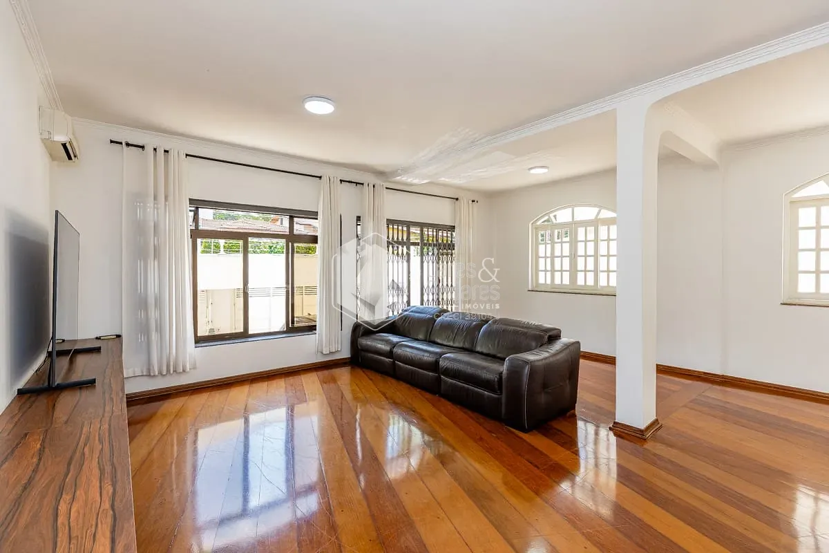 Casa, 4 quartos, 315 m² - Foto 2